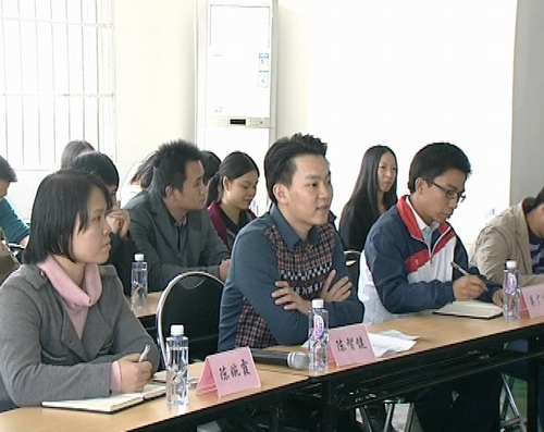 东莞理工学院政法学院到我镇交流参观