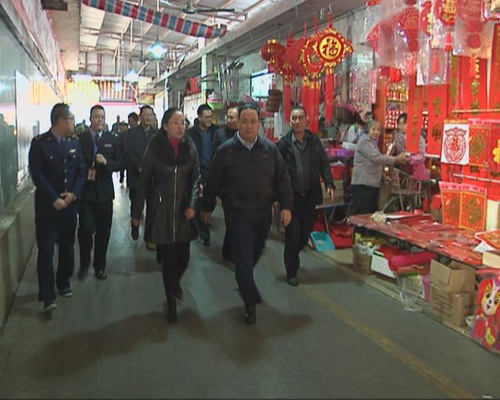 望牛墩镇领导检查节前市场供应和食品安全情况