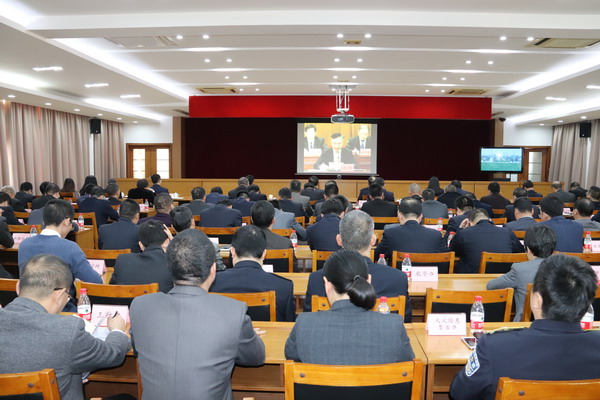 望牛墩镇组织收听收看广东省庆祝改革开放40周年大会