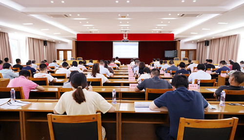 望牛墩镇市镇人大代表集中参加市第十七届人大代表第二期履职培训班