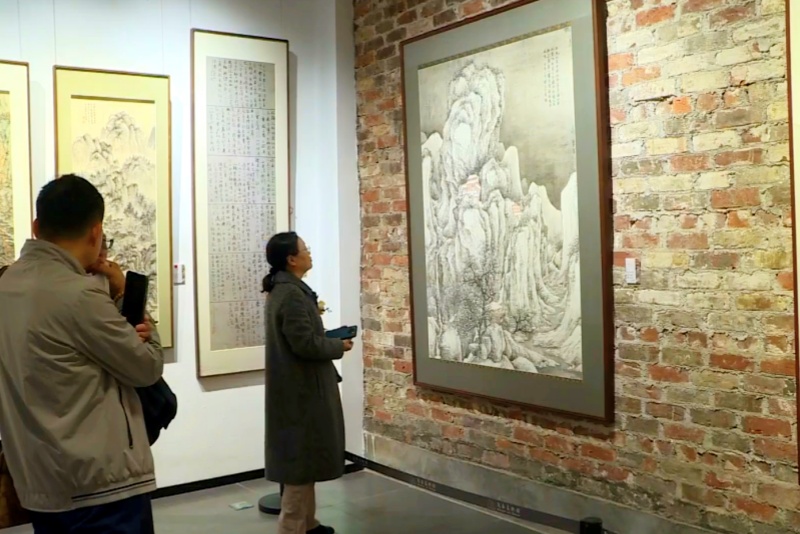 “以启山林”大鉴堂中国画学会十周年师生作品展在望牛墩镇茂春美术馆开幕