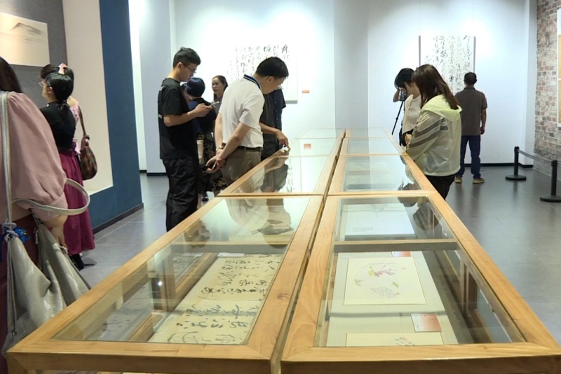 望牛墩镇以书画为媒打造文化新阵地 多元展览推动传统文化传承发展
