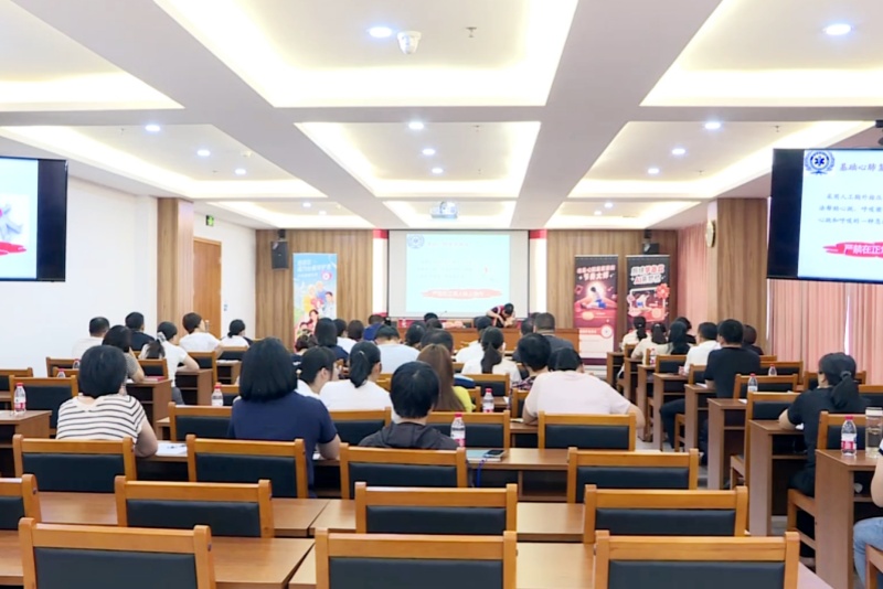 望牛墩镇开展“共建4分钟社会救援圈”急救志愿者培训