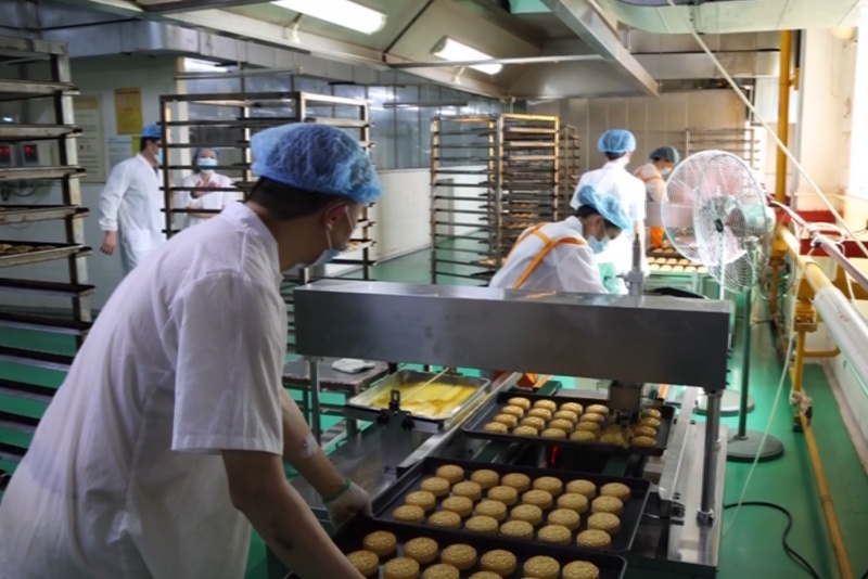 望牛墩：月饼生产进入冲刺期！“老匠心”与“新风味”共筑中秋味