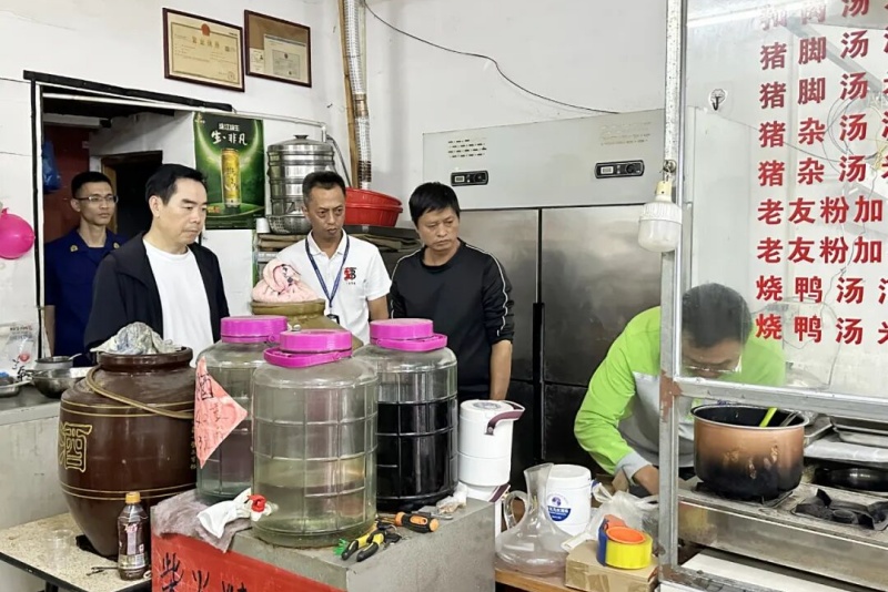 望牛墩：多部门联合开展全镇燃气安全专项检查 筑牢秋冬安全防线