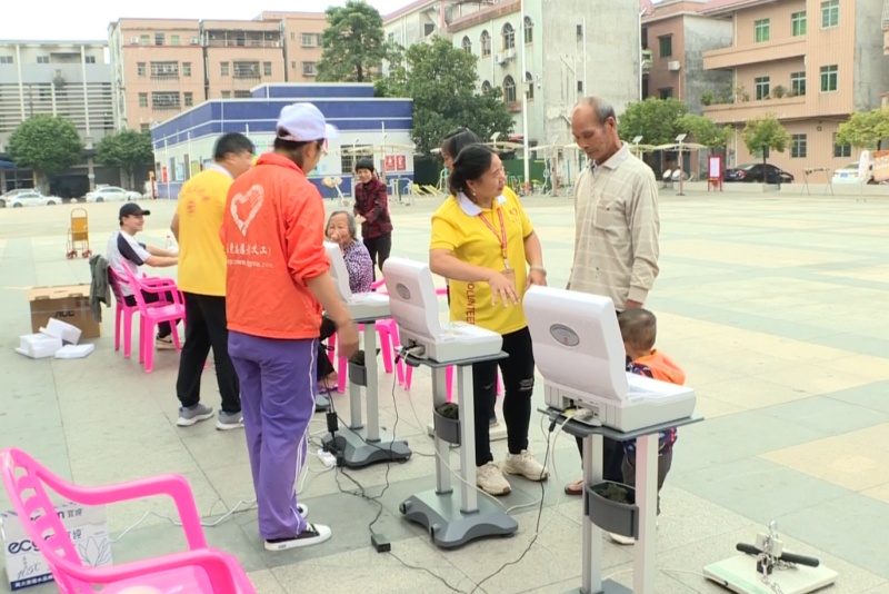 望牛墩镇开展国民体质检测活动 为市民送上“健康报告”