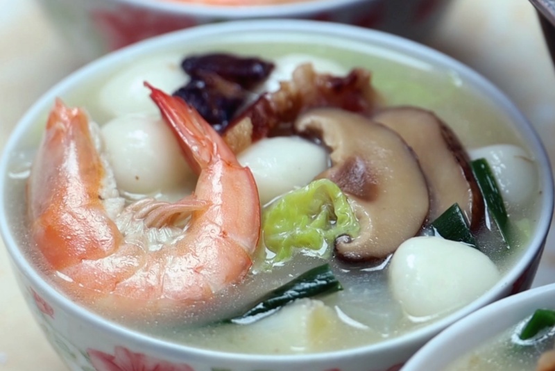 手作咸丸庆团圆 氤氲香气迎新春