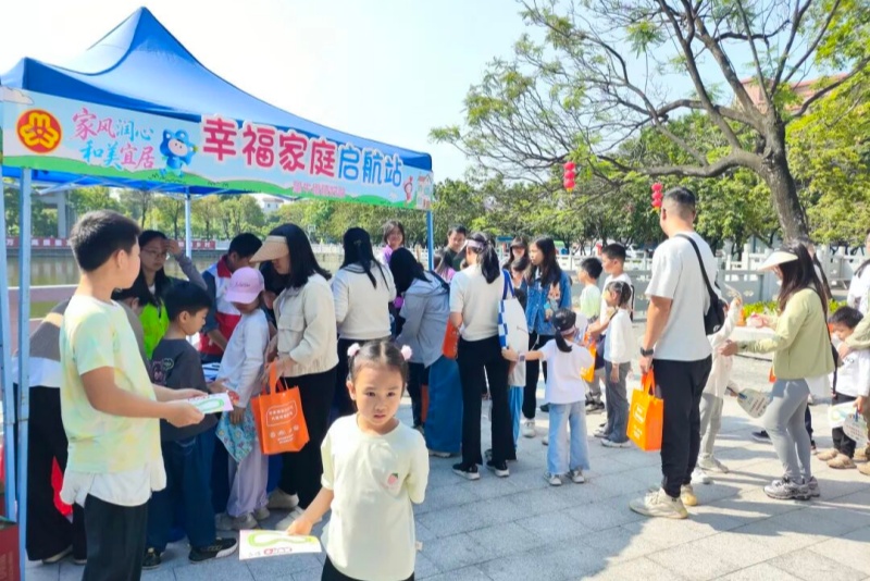 家风润心 和美宜居｜望牛墩镇开展美丽庭院亲子研学活动