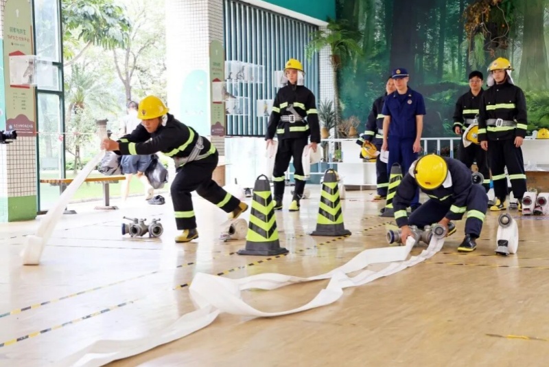 礼赞劳动奋斗者 淬炼消防硬本领 望牛墩镇开展消防救援职业技能竞赛