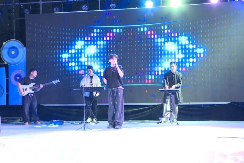 以音乐致敬劳动者，&ldquo;潮流东莞・火柴盒&rdquo;音乐会在望牛墩热烈上演