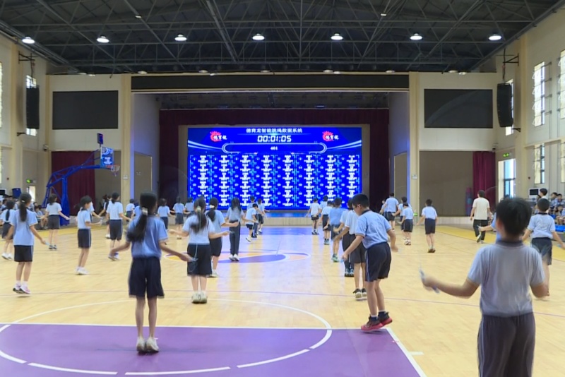 一起&ldquo;动起来&rdquo;！望牛墩镇小学生跨校班际篮球、跳绳对抗赛持续进行，多元运动点燃校园激情