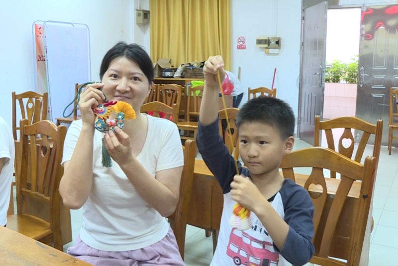 望牛墩：端午添雅趣  亲子共制龙舟香囊传承民俗