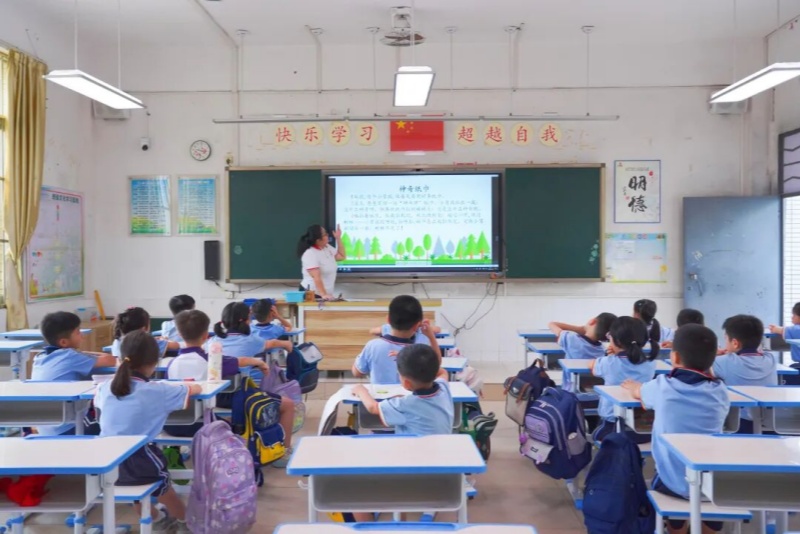 暑期校内托管全面开启 &ldquo;官方带娃&rdquo;解锁&ldquo;花样&rdquo;暑假